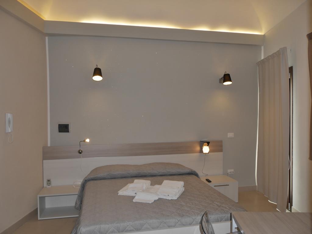 Le Muse Hotel Фавиняна Стая снимка