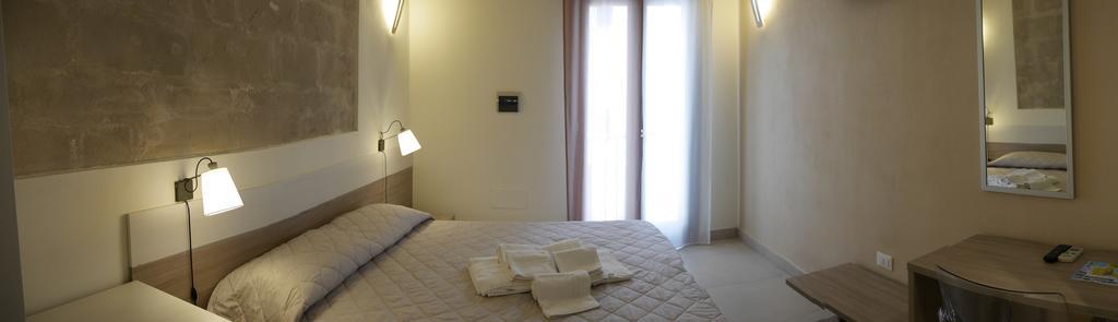 Le Muse Hotel Фавиняна Стая снимка